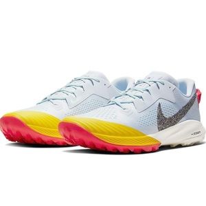 Women’s Nike Air Zoom Terra Kiger 6~size 9.5